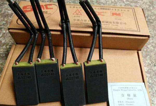 導致直流電機的碳刷發生故障的兩個主要因素。